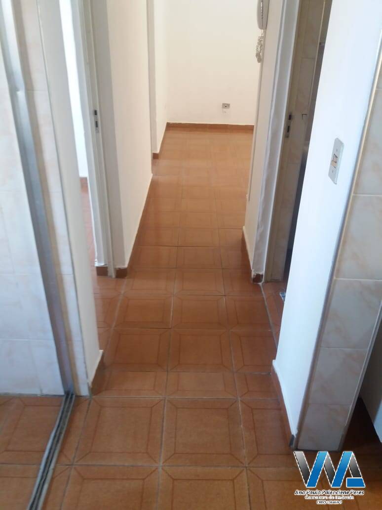 Apartamento à venda com 2 quartos, 42m² - Foto 13