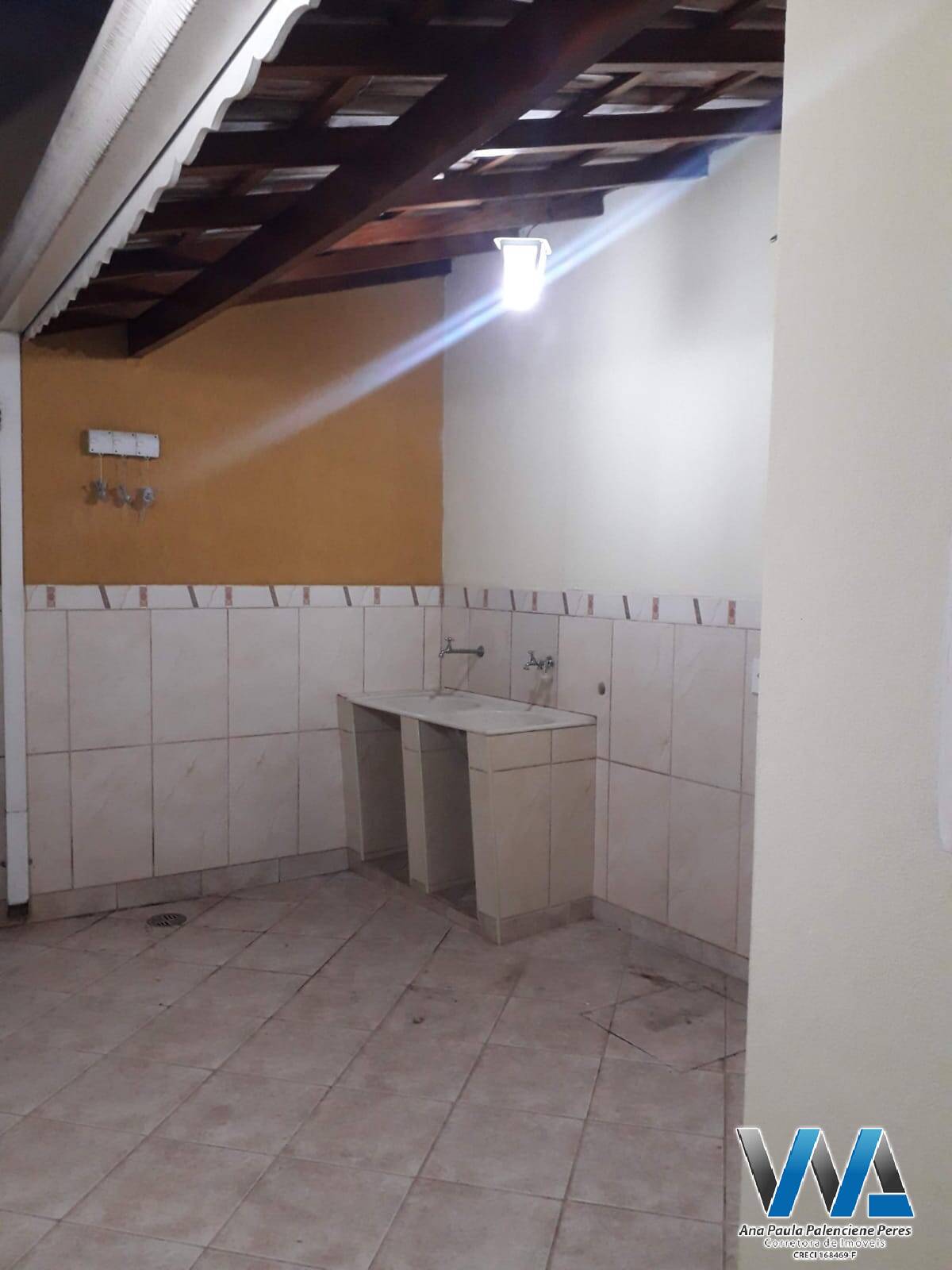 Casa à venda com 2 quartos, 125m² - Foto 29