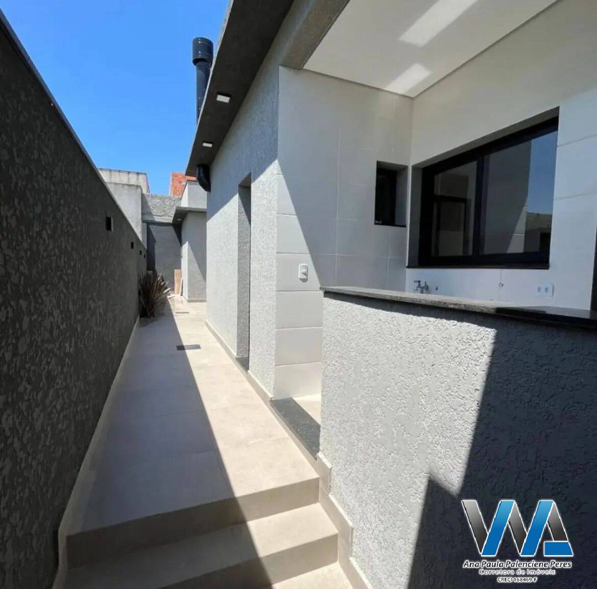 Casa de Condomínio à venda com 3 quartos, 250m² - Foto 4