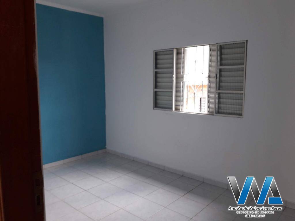 Casa à venda com 2 quartos, 200m² - Foto 6