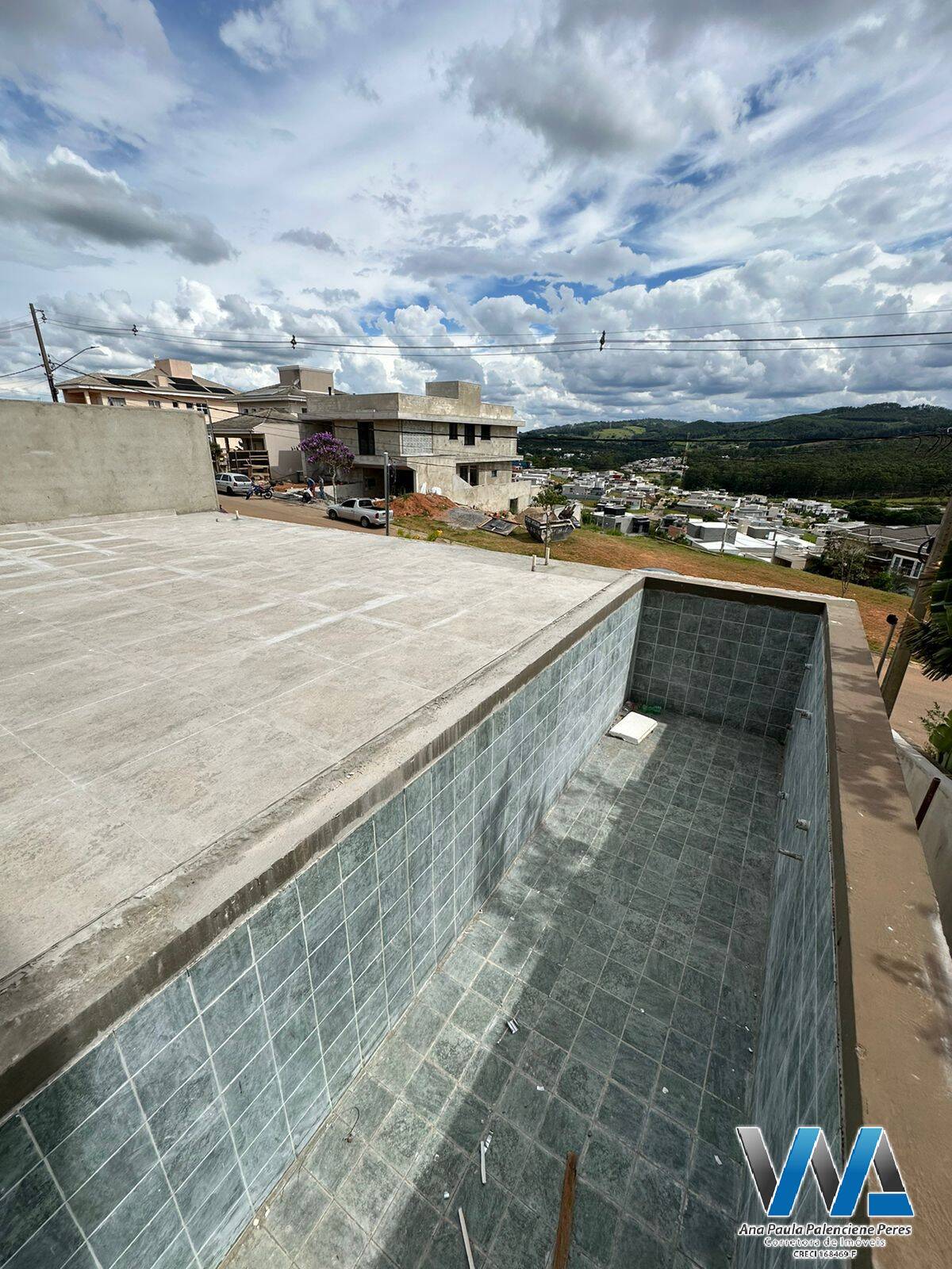 Casa de Condomínio à venda com 3 quartos, 243m² - Foto 45