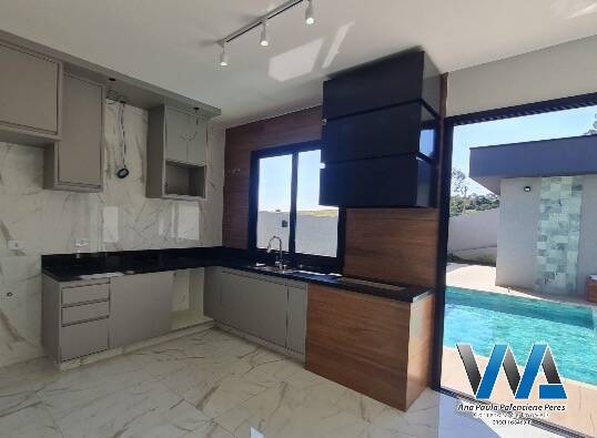 Casa à venda com 3 quartos, 213m² - Foto 6