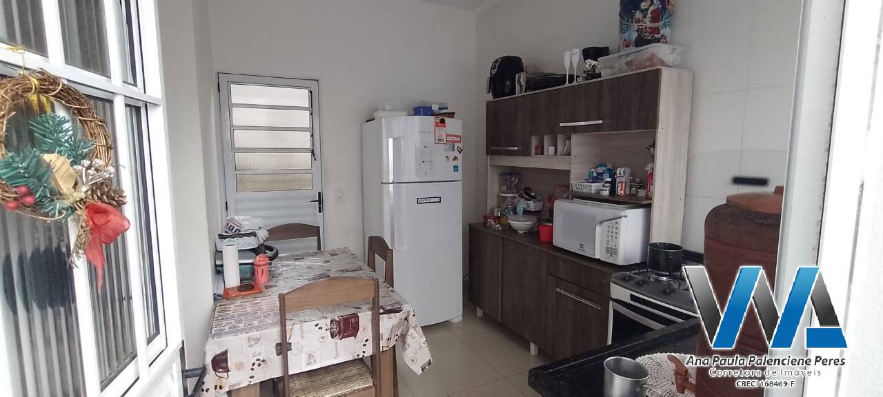 Casa à venda com 2 quartos, 80m² - Foto 10