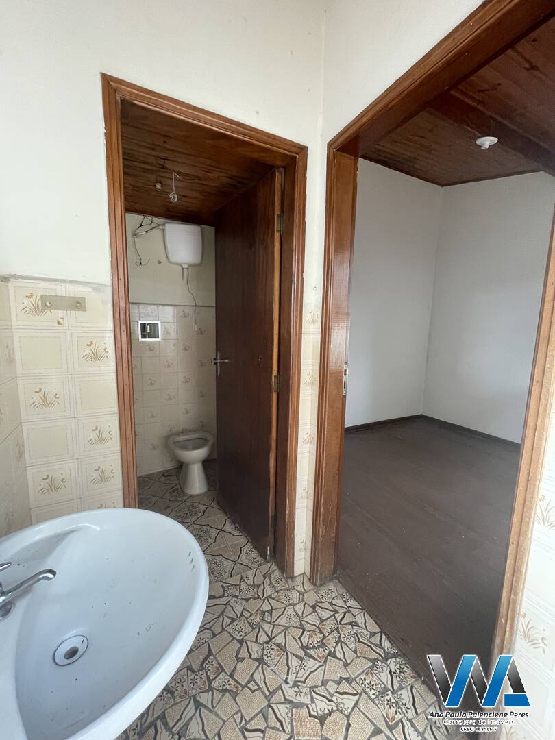 Casa para alugar com 5 quartos, 250m² - Foto 22